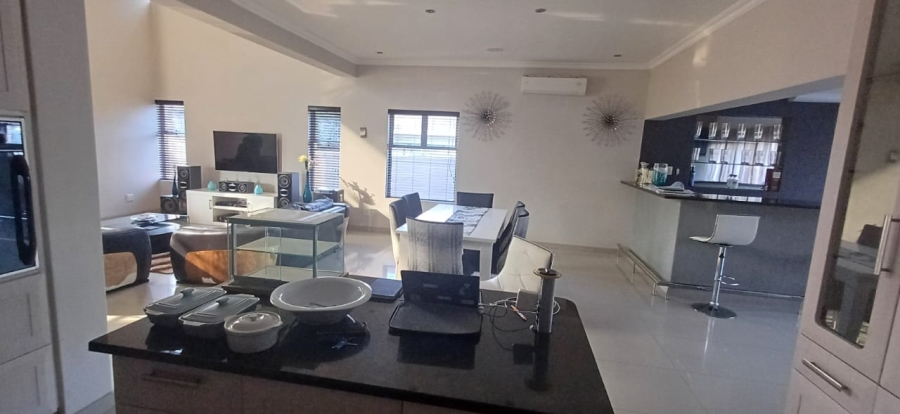 4 Bedroom Property for Sale in Beacon Bay Eastern Cape